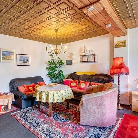 Wohnung 2 Lägenhet